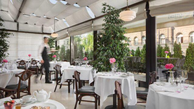 Single Category 4 Le Bistro Esplanade