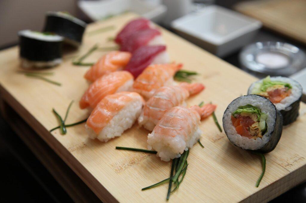 Manzoku sushi