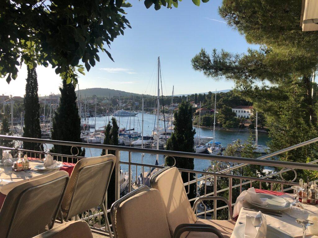 restoran-luka