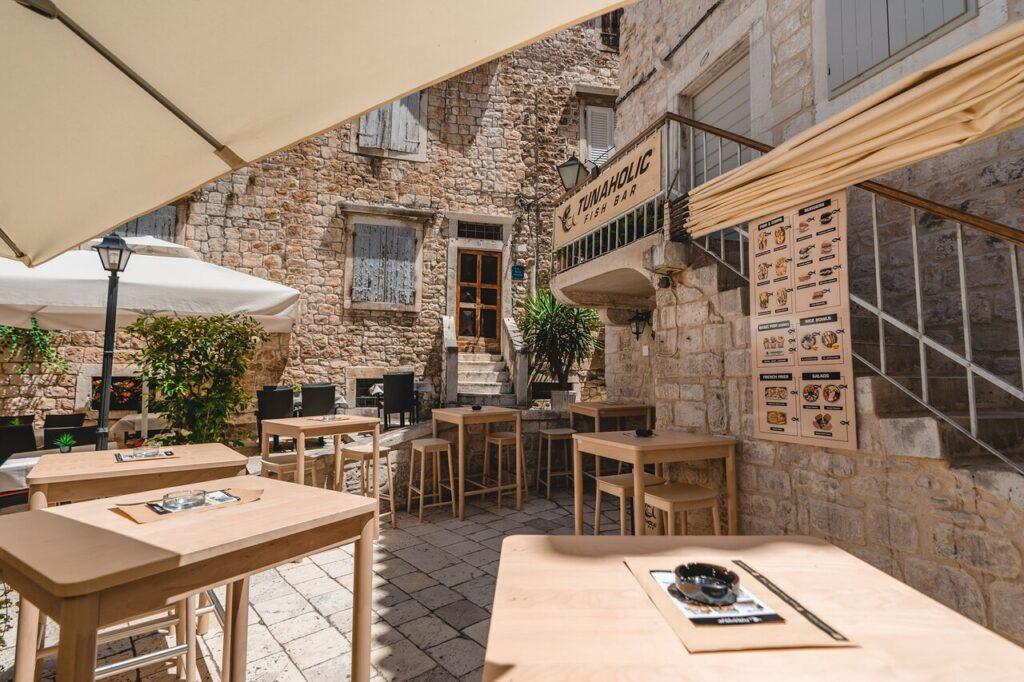 tunaholic-fish-bar-trogir