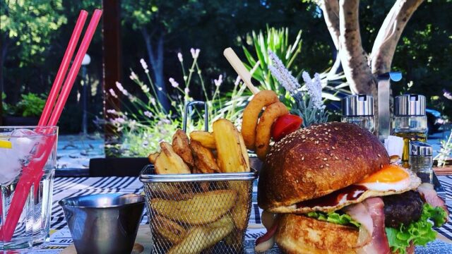 Burgers & More