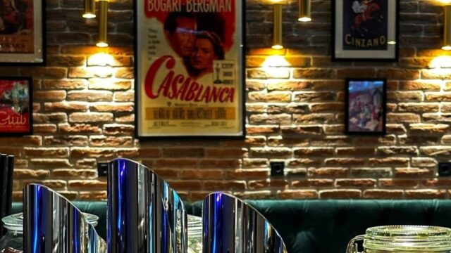 Single Location 8 Casablanca coffee, beer & wine bar