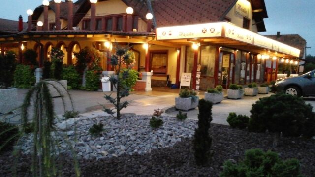 Restaurants in Ptuj 13 Gostisce Majolka