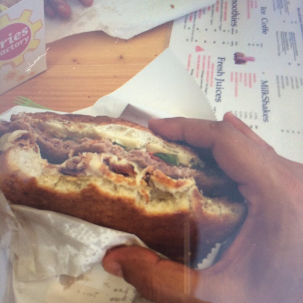 Hello 2 Burger Bar
