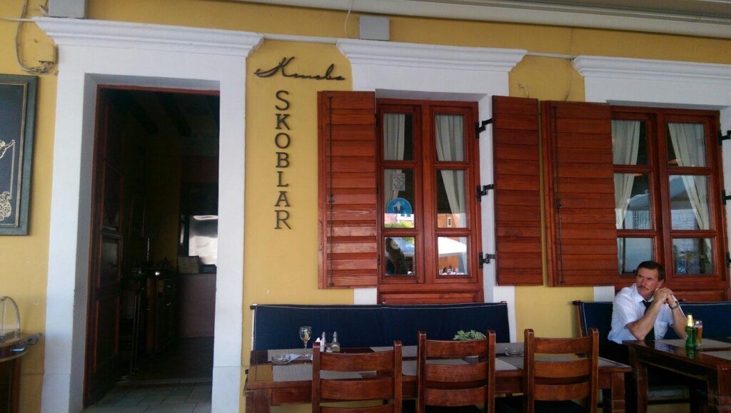 Konobar Skoblar