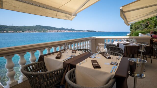 Single Location 22 Lazaret Restaurant