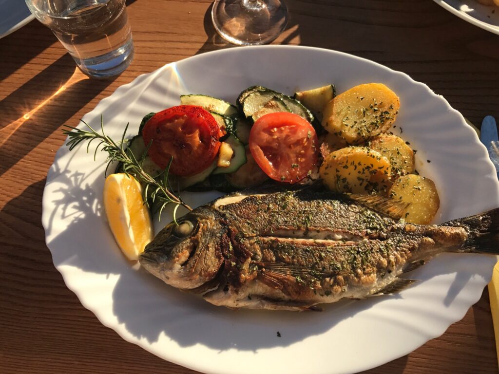 Mornarcek – Ribja kantina & bar
