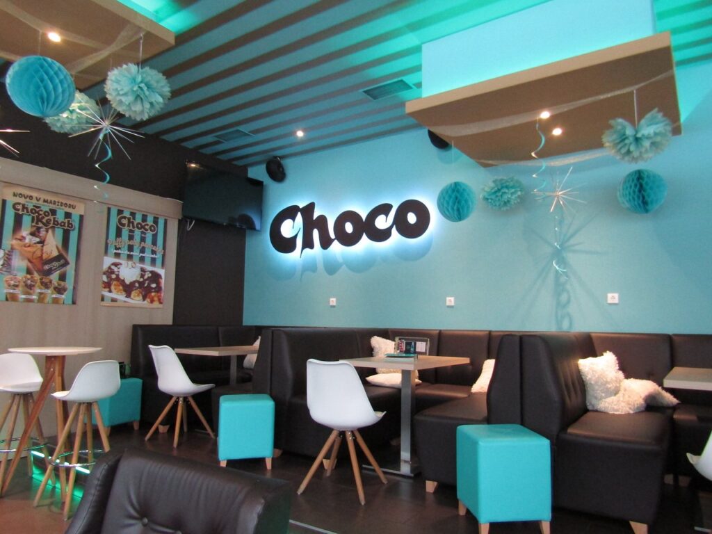Papagayo and Choco
