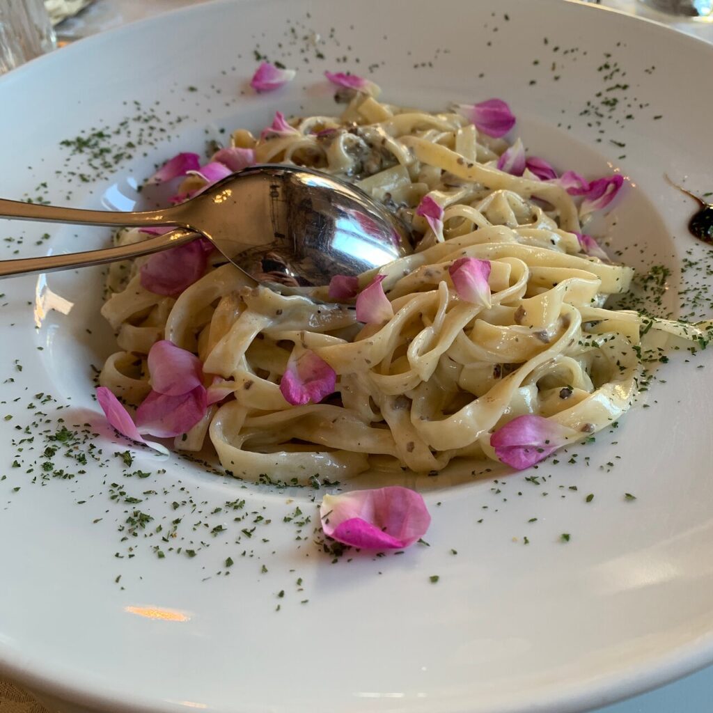 Piranart Restaurant