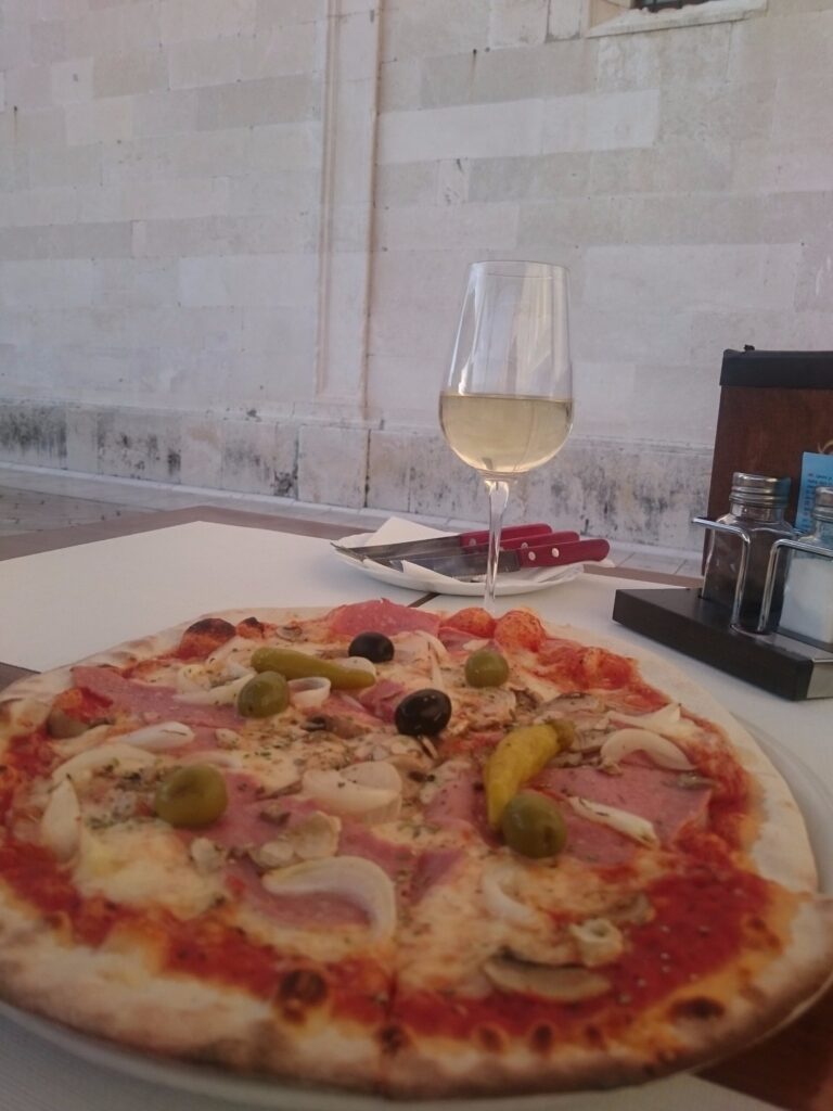 Pizzeria “Bello”