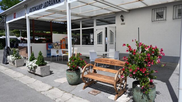 Restaurants in Izola 16 Restavracija avtokamp Jadranka