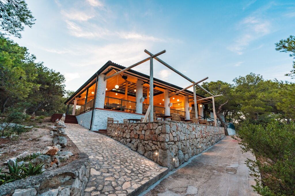 Rougemarin Hvar