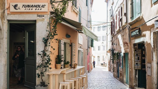 Single Location 1 tunaholic-fish-bar-rovinj