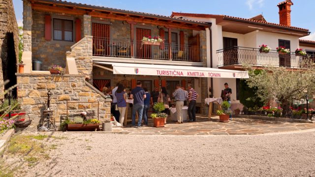 turisticna-kmetija-tonin