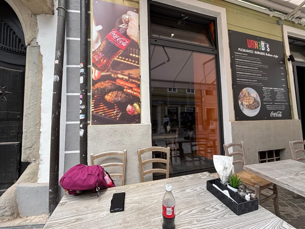 Urnebes Urban Grill