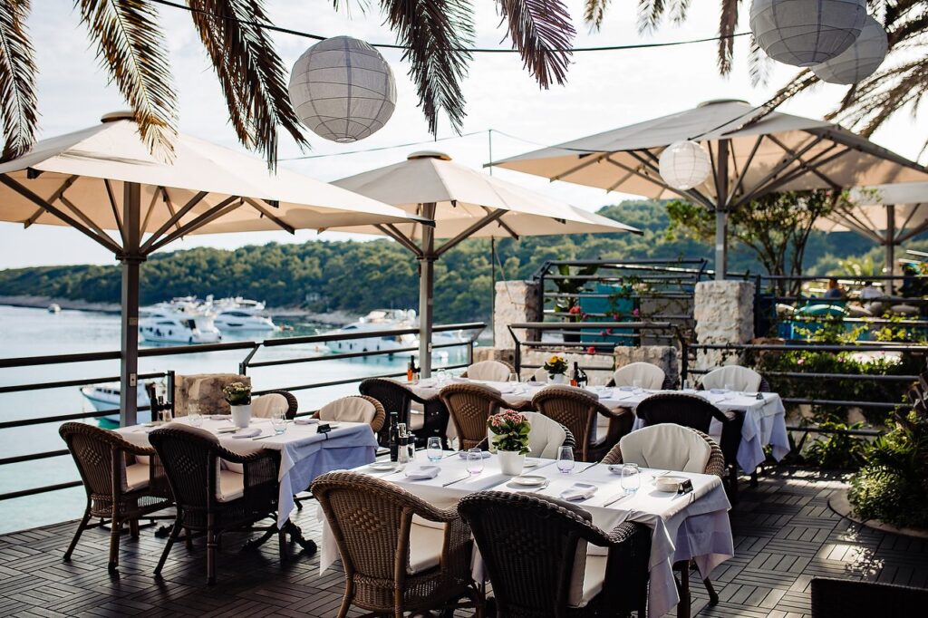 Zori Timeless Restaurant