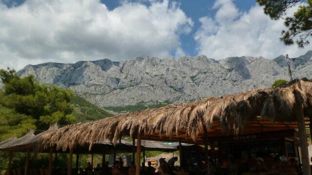 beach-bar-neverin