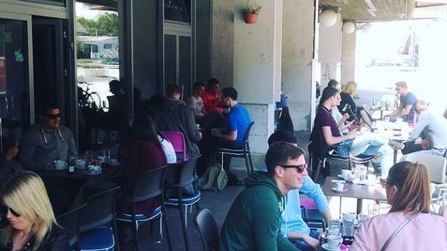 Single Location 13 Caffe Bar Academia
