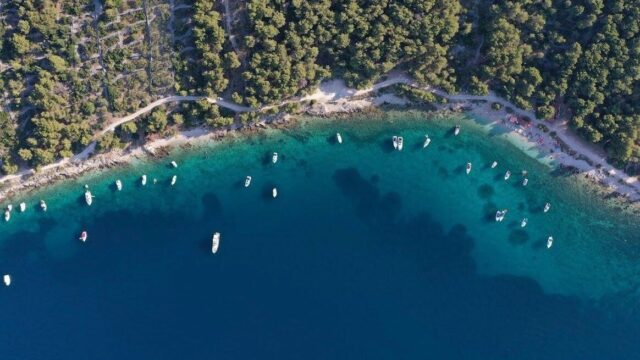 Single Location 9 Cava Beach Split