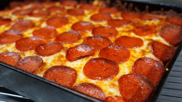 Single Category 9 Detroit Style Pizza