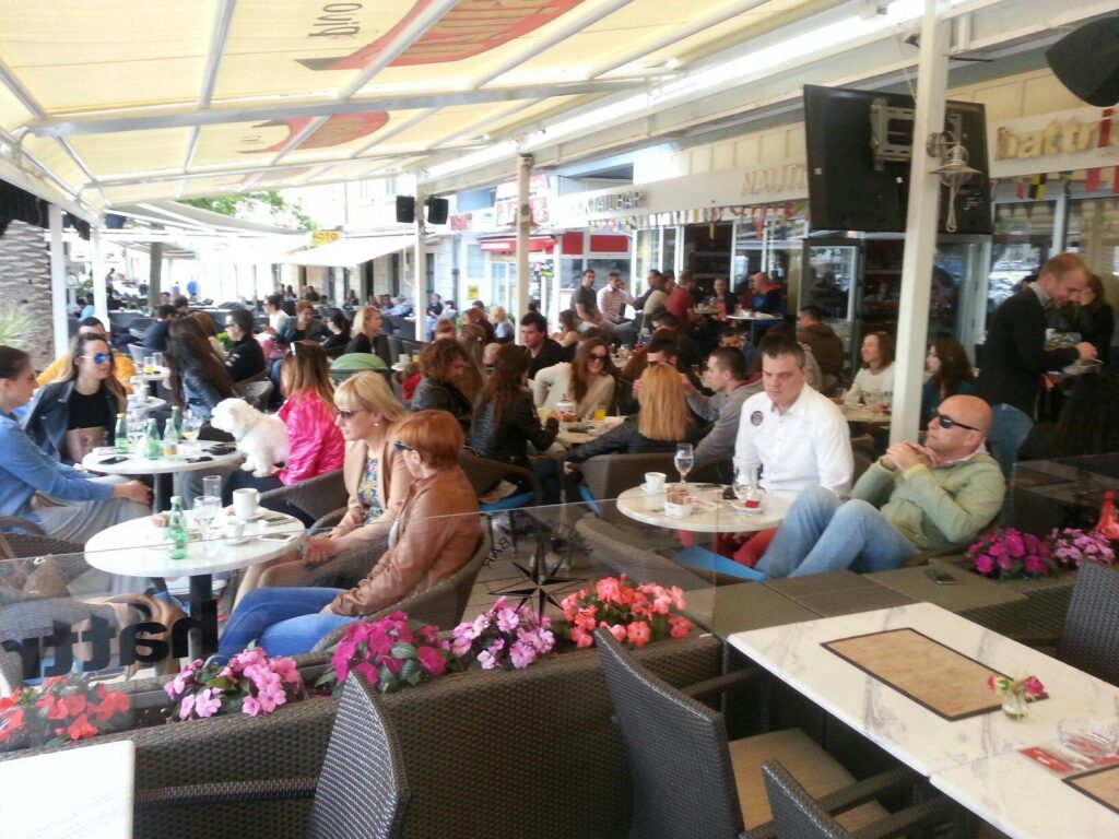 Nautica bar