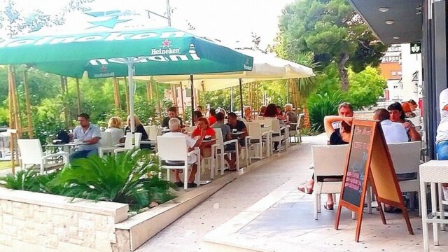 Single Location 23 oro-nero-caffe-terrace