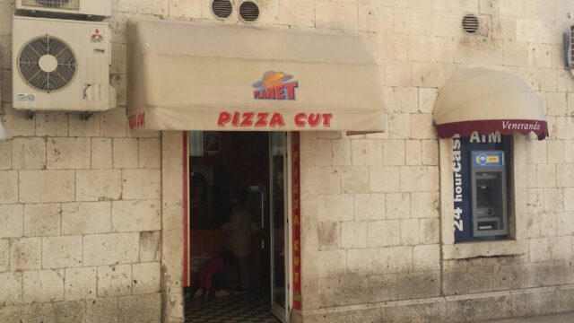 Single Location 22 Pizza Cut Planet 1