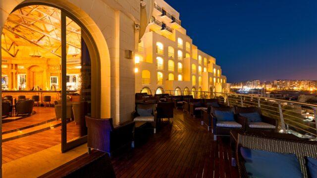 Single Location 19 quarterdeck-bar