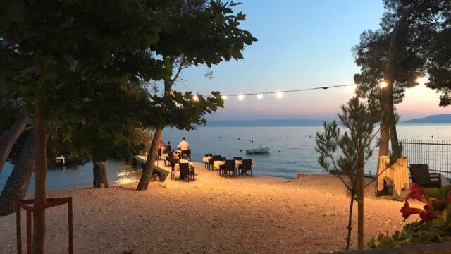 Single Location 15 restaurant-lavander