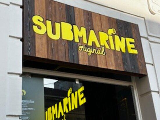 Submarine Burger Split
