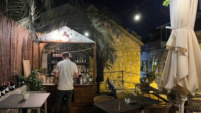 Single Location 7 The Old Terrace