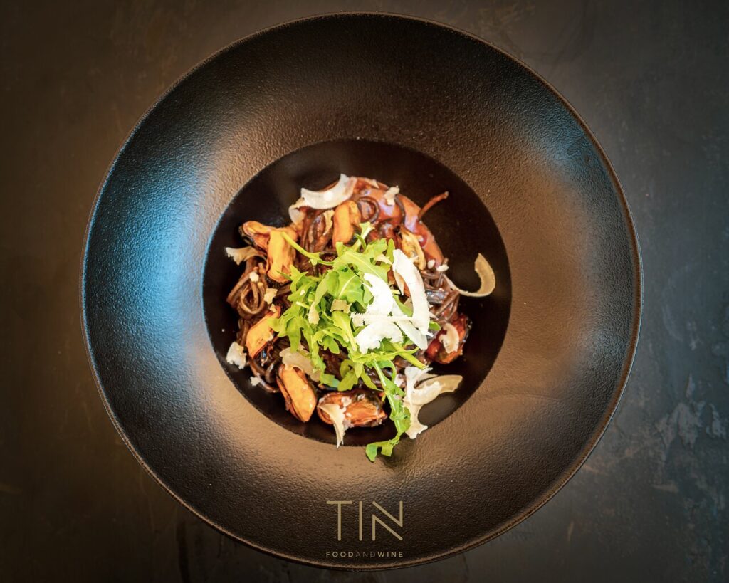 Tin Food & Wine