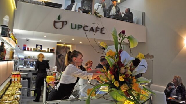 Single Location 7 UPcafe