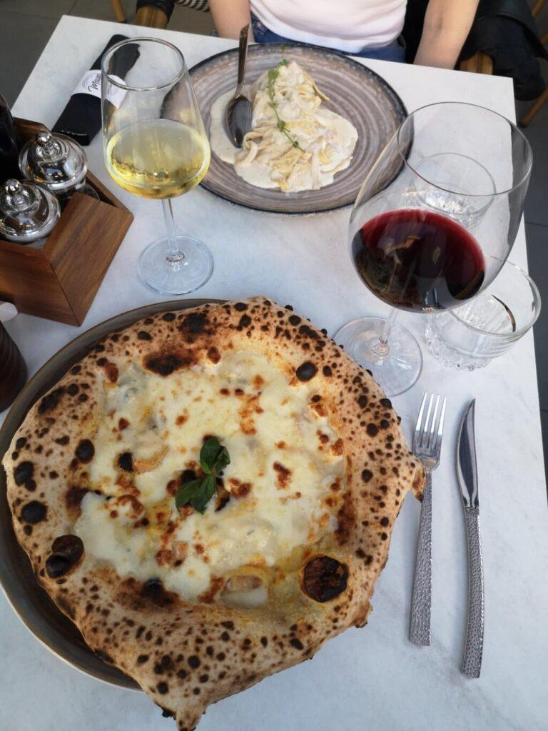 Maya Pizzeria