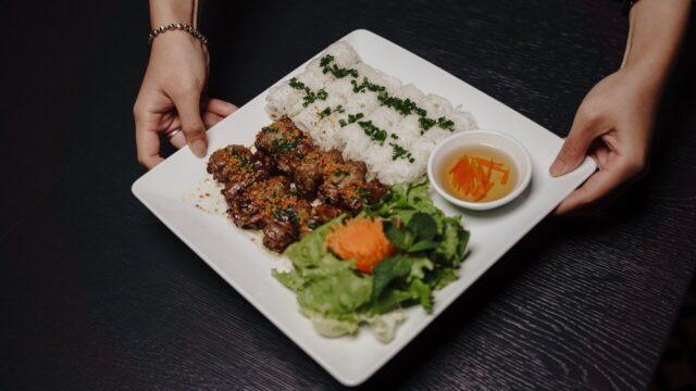 Vina Bar & Restaurant